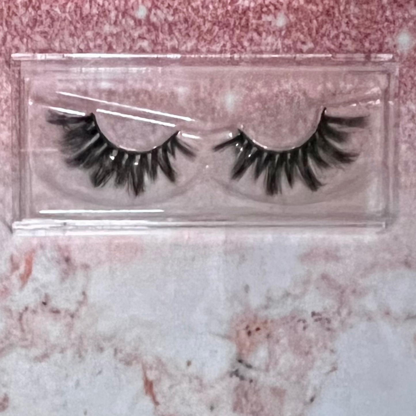 Unique Sway Lashes